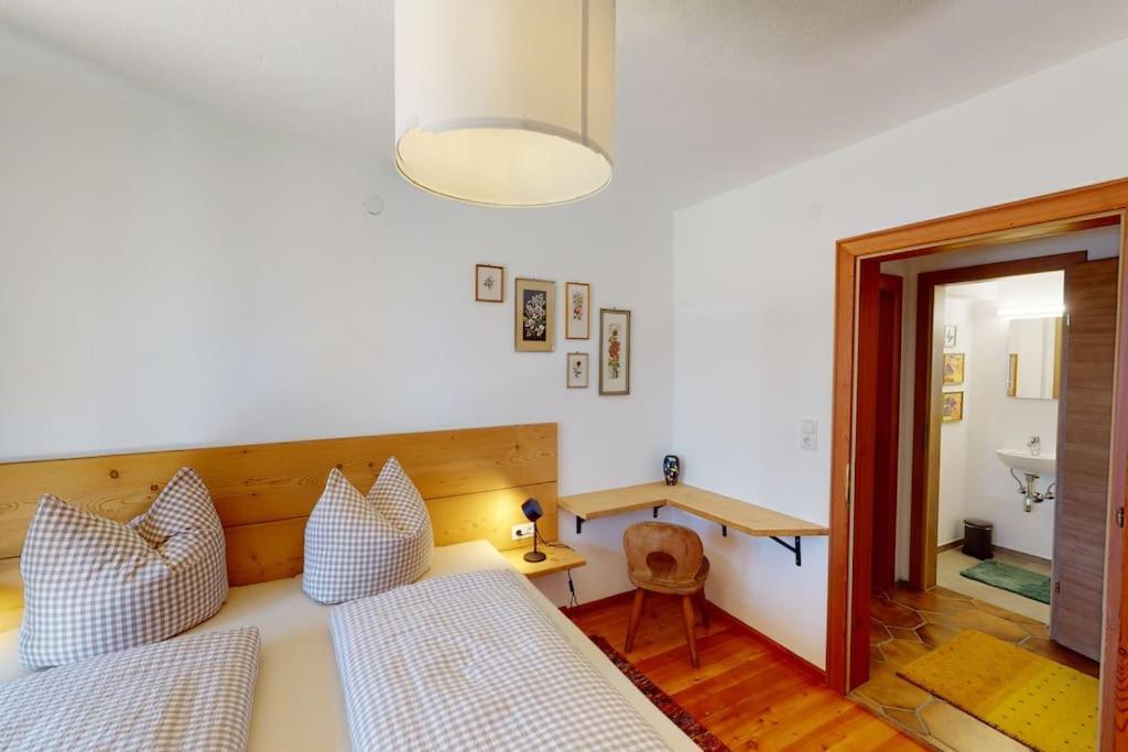 Haus Alberto - Haus Mit 2 Ferienwohnungen Ötztal-Bahnhof Exteriér fotografie