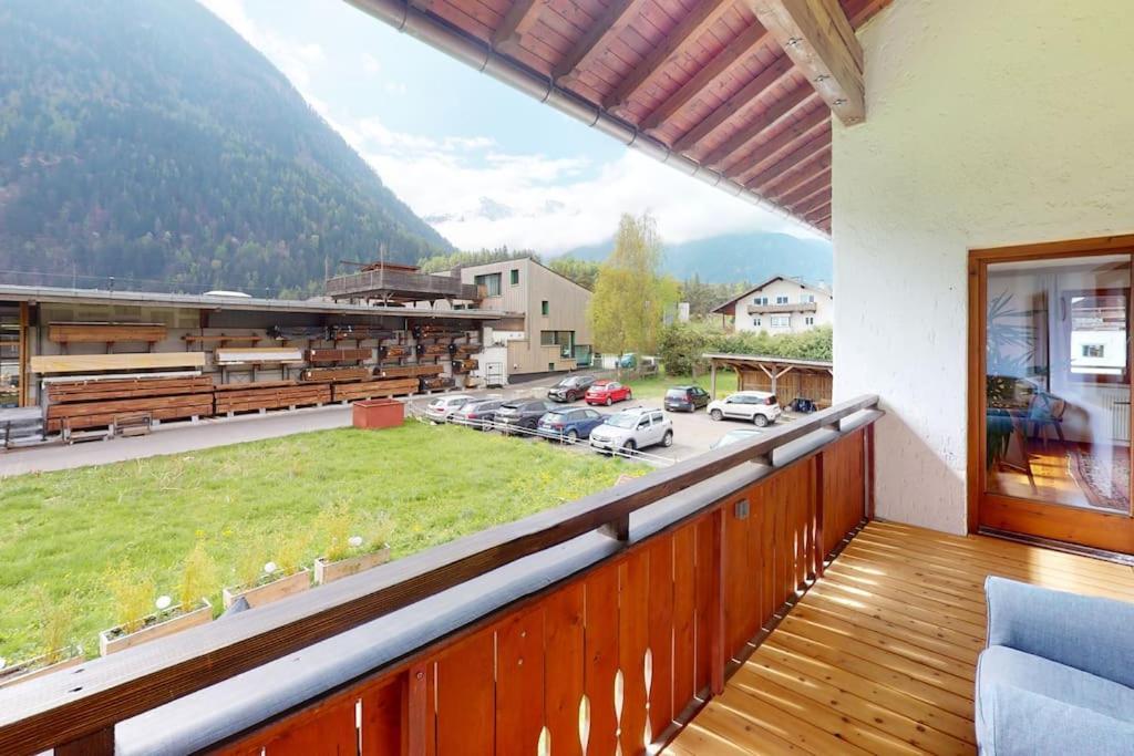 Haus Alberto - Haus Mit 2 Ferienwohnungen Ötztal-Bahnhof Exteriér fotografie